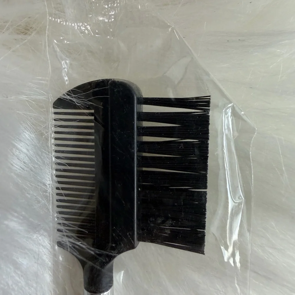 💜3/$15 TIGI Brow  Comb
